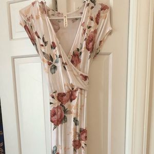 Vanilla Bay Floral Maxi Dress - S